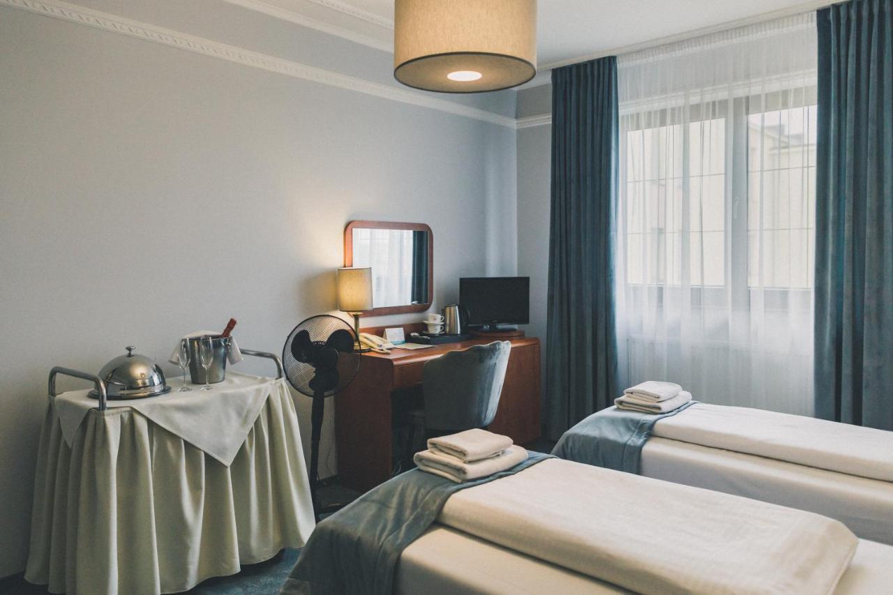 Hotel Czardasz Spa & Wellness Płock Eksteriør bilde