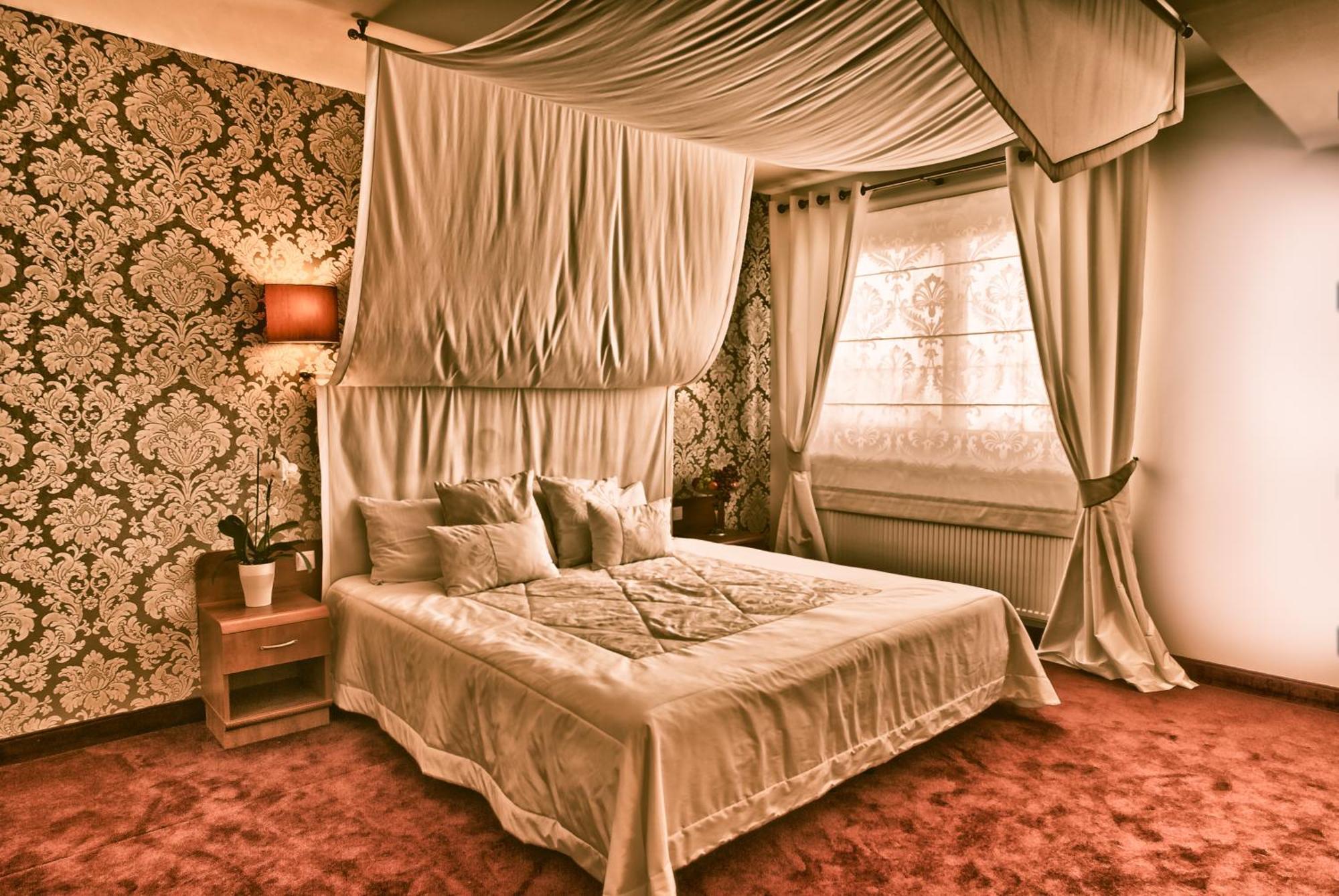 Hotel Czardasz Spa & Wellness Płock Rom bilde
